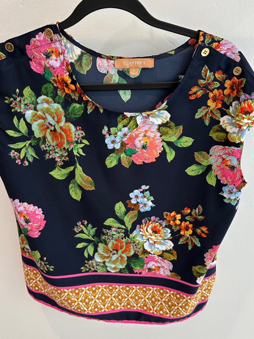 Ellen Tracy Floral Blouse Short Sleeve Size Small 100% Polyester